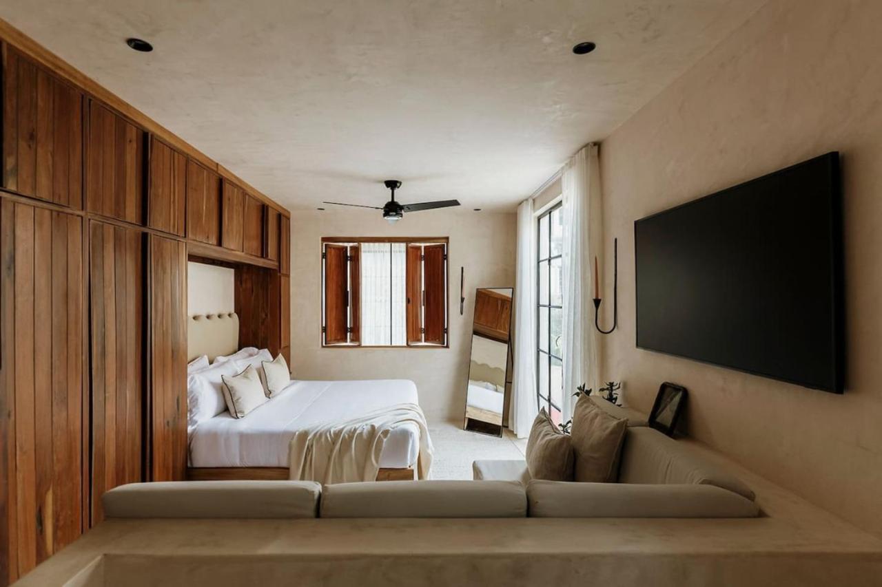 Casa Crocata Romance And Retro Tulum