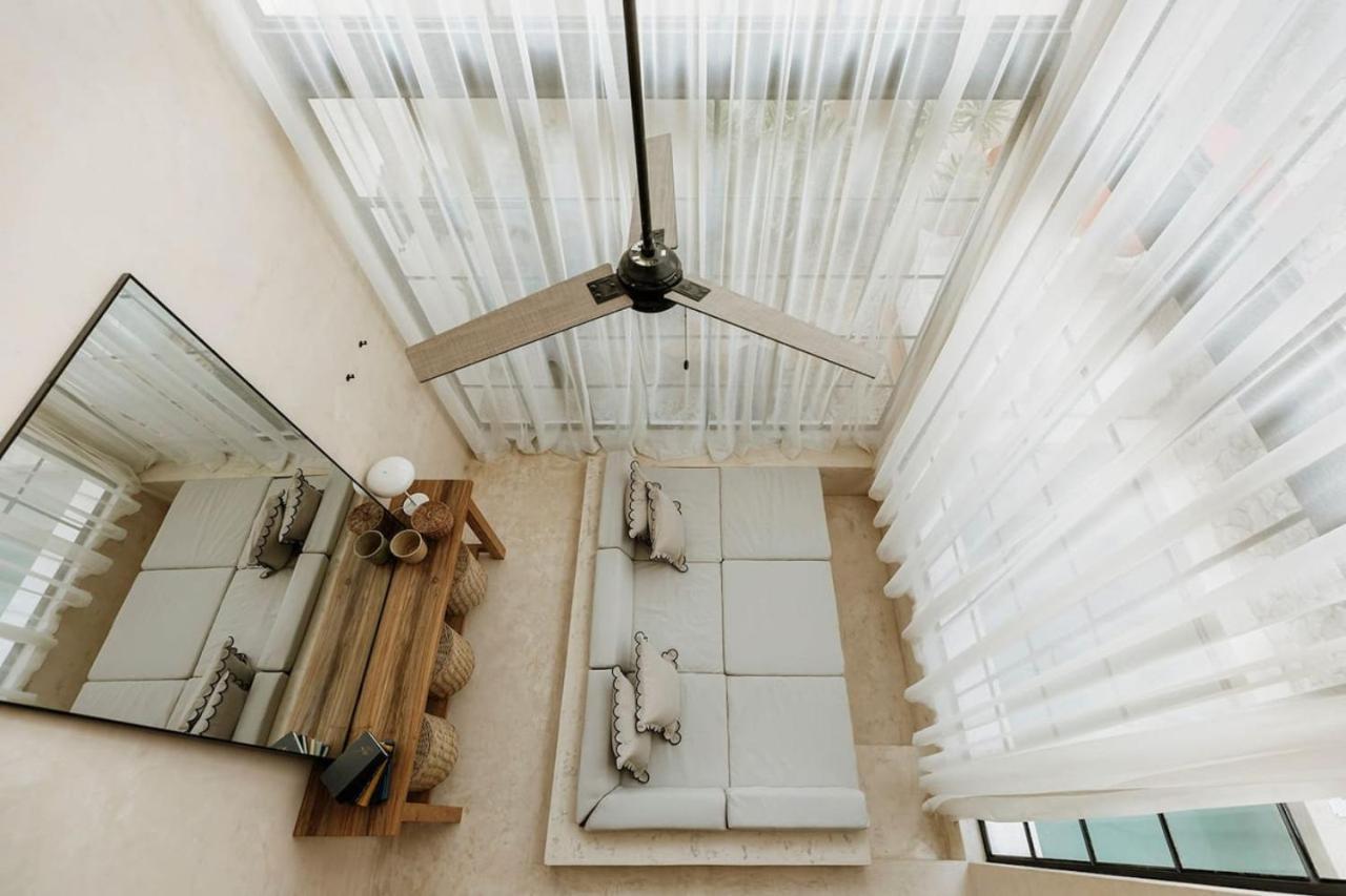Casa Crocata Romance And Retro