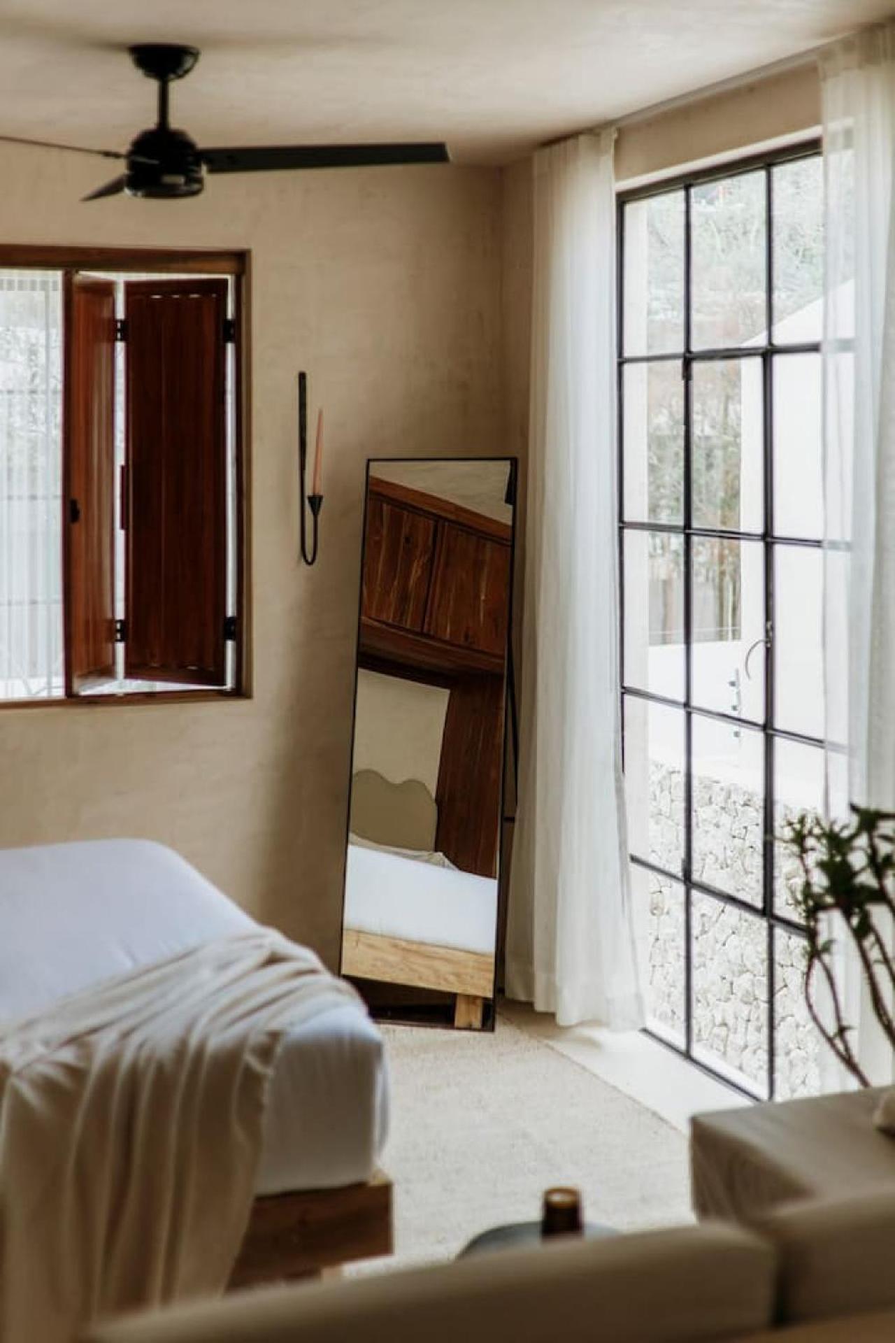 Casa Crocata Romance And Retro Apartment Tulum